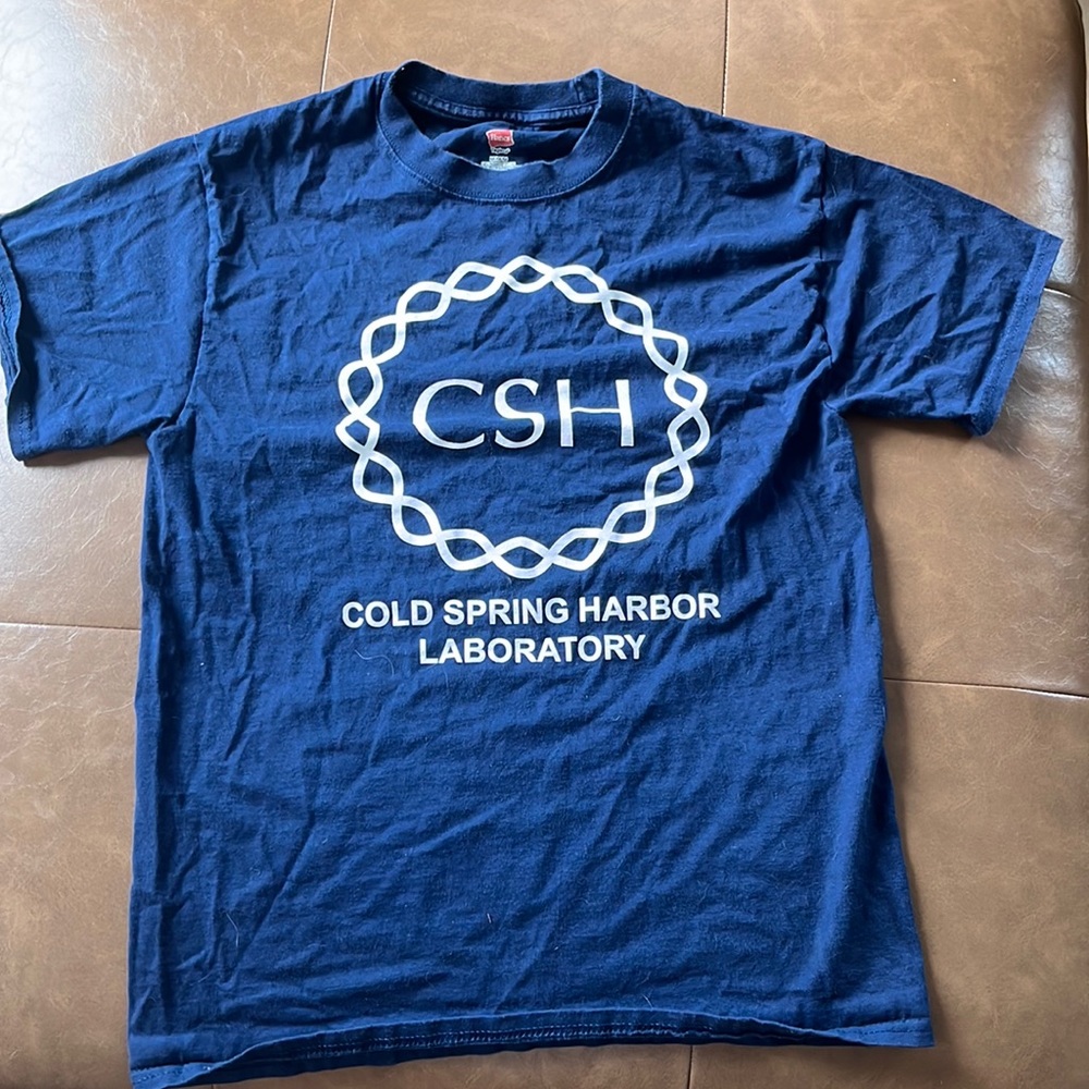Cold spring harbor laboratory souvenir tshirt size medium